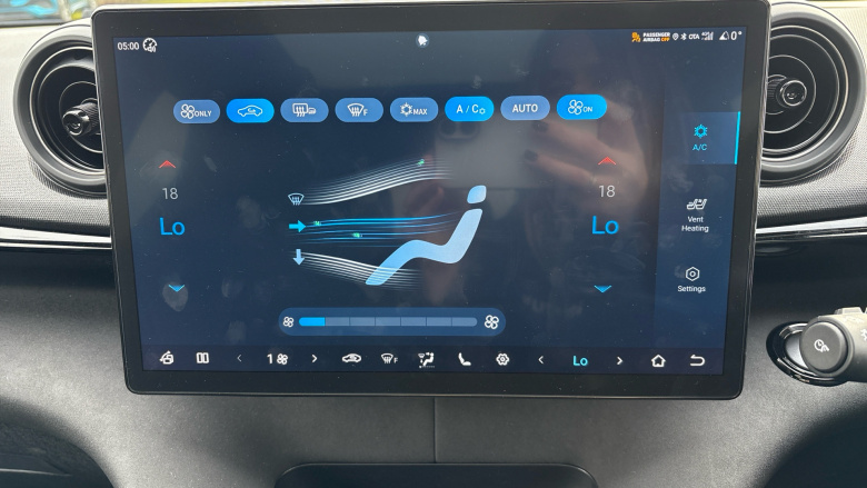 BYD Dolphin 150kW Design 60.4kWh 5dr Auto Electric Hatchback